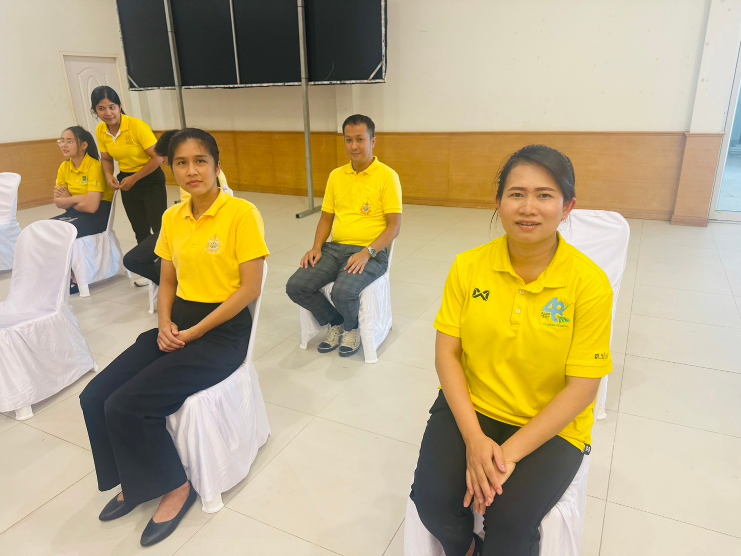 title - ร่วมพิธีกิจกรรมเฉลิมฉลองธงตราสัญลักษณ์งานเฉลิมพระเกียรติพระบาทสมเด็จพระเจ้าอยู่หัว เนื่องในโอกาสพระราชพิธีมหามงคลเฉลิมพระชนมพรรษา 6 รอบ 28 กรกฎาคม 2567 ของจังหวัดนครนายก ร่วมพิธีเปิดนิทรรศการเฉลิมพระเกียรติพระบาทสมเด็จพระเจ้าอยู่หัว เกี่ยวกับพระราชประวัติและพระราชกรณียกิจและรับชมการแสดงบูชาพญาสัตตนาคาปกป้องรักษาพระบาทไท้ เทิดพระเกียรติสยมภูวไนยราชามหาวชิราลงกรณ์